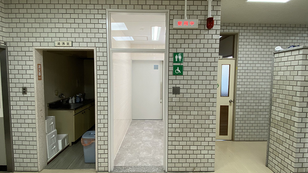 緑ヶ丘小・府本小バリアフリー改修工事の実績写真