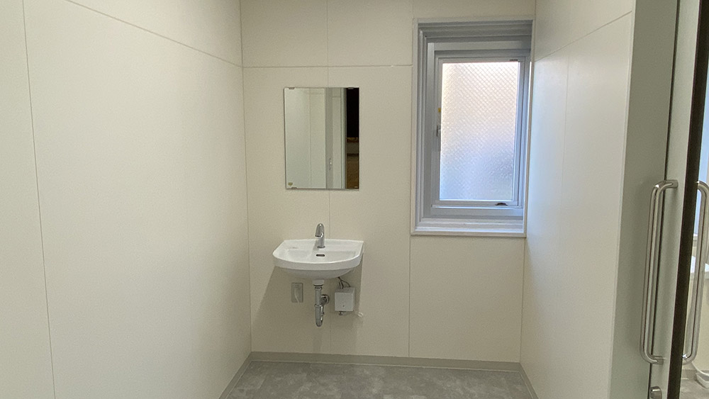 緑ヶ丘小・府本小バリアフリー改修工事の実績写真