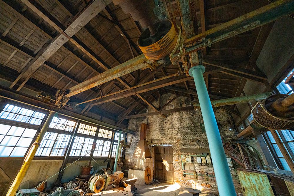 史跡三井三池炭鉱跡万田坑職場保存整備工事の実績写真