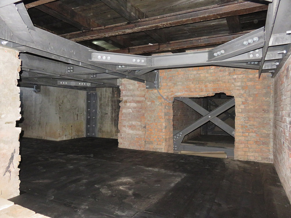 万田坑第二竪坑櫓補修工事の実績写真