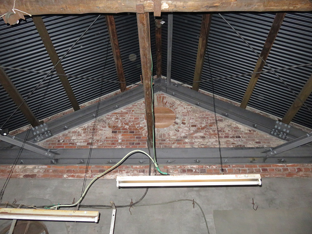 万田坑第二竪坑櫓補修工事の実績写真